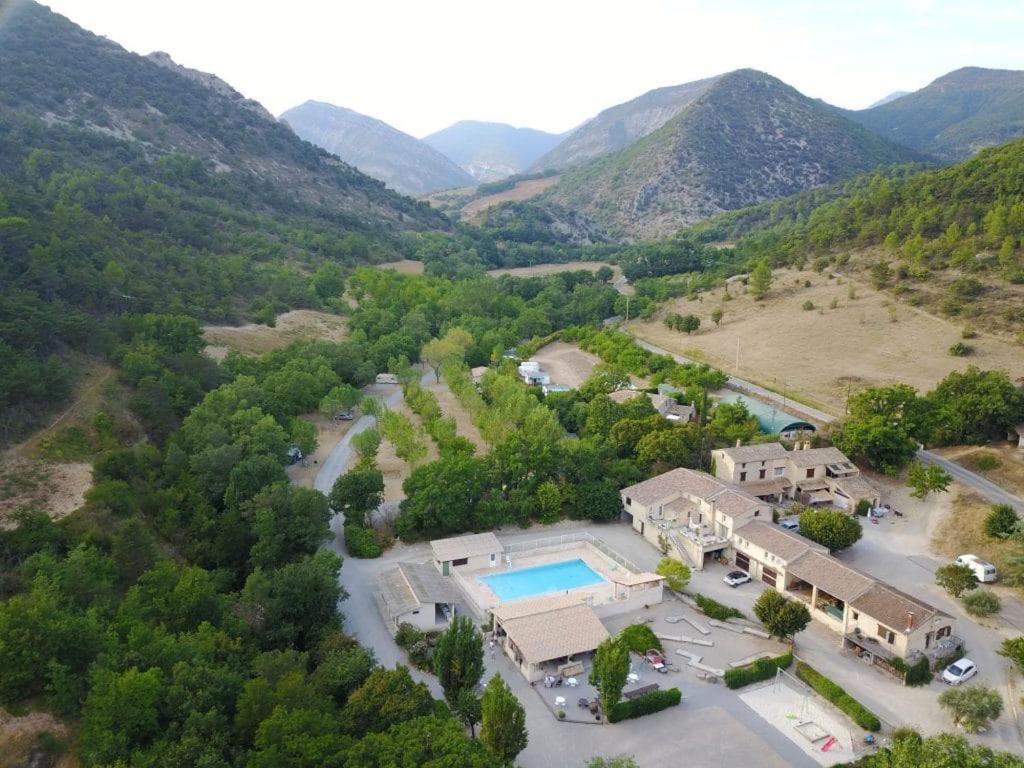 Camping Le Chambron Condorcet 外观 照片